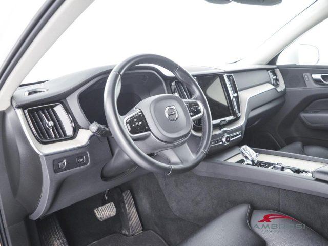 VOLVO XC60 B4 (d) AWD Geartronic Inscription