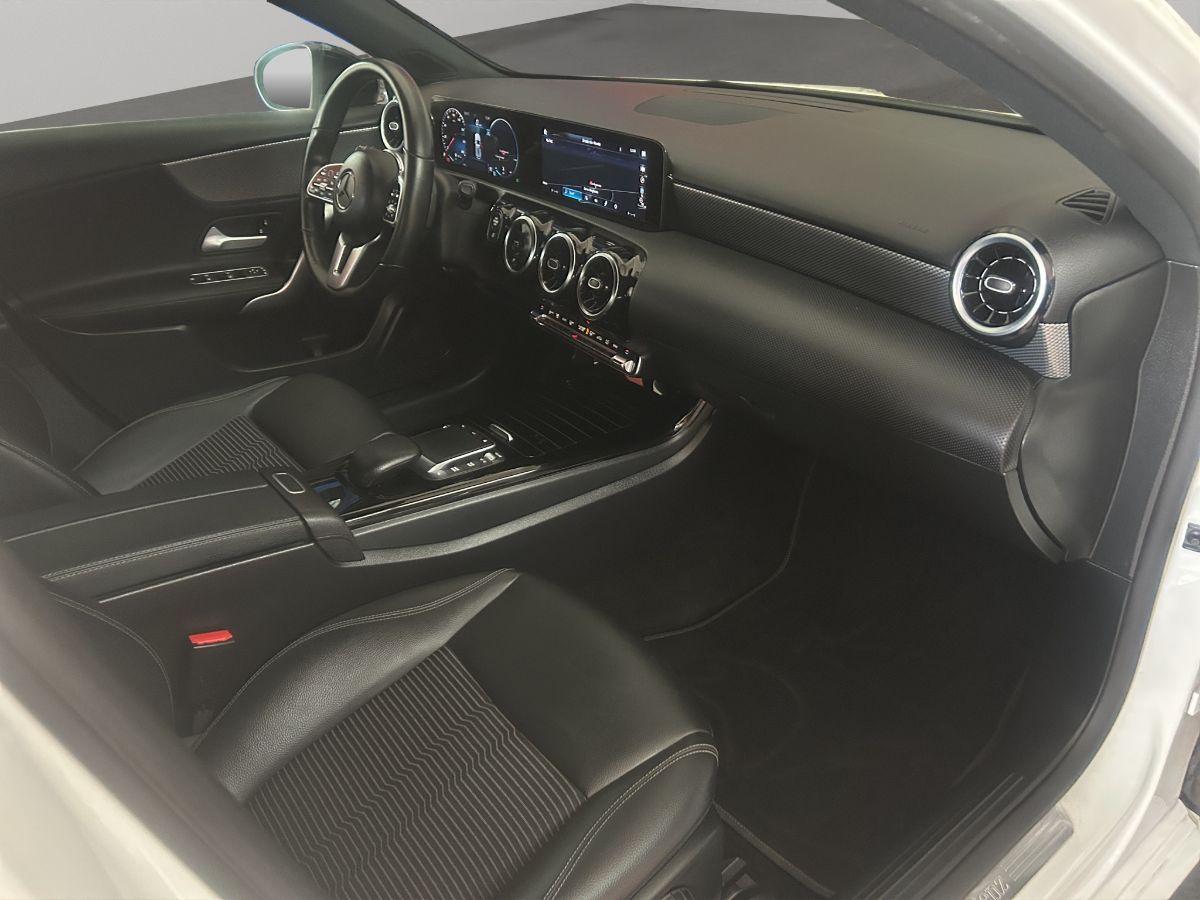 MERCEDES - Classe A - A 180 d 115cv Automatic Premium AMG