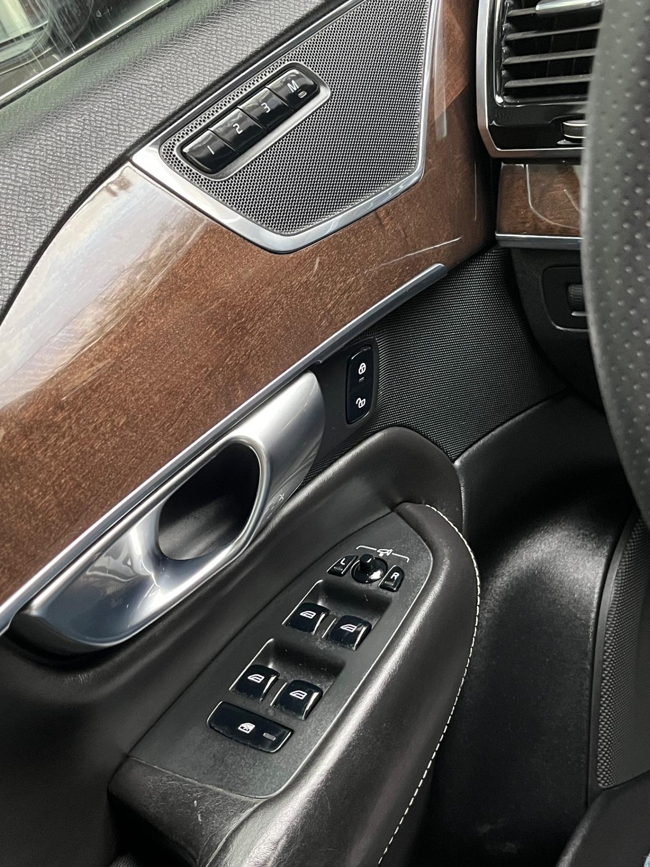 Volvo XC 90 XC90 D5 AWD Geartronic 7 posti Inscription