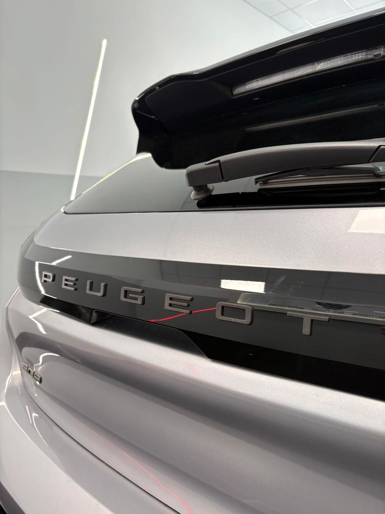 Peugeot 208 Hybrid 136 e-DCS6 GT