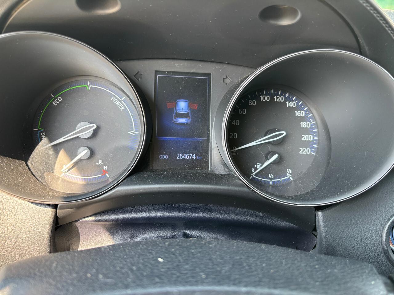 Toyota C-HR 1.8 Hybrid E-CVT Dynamic