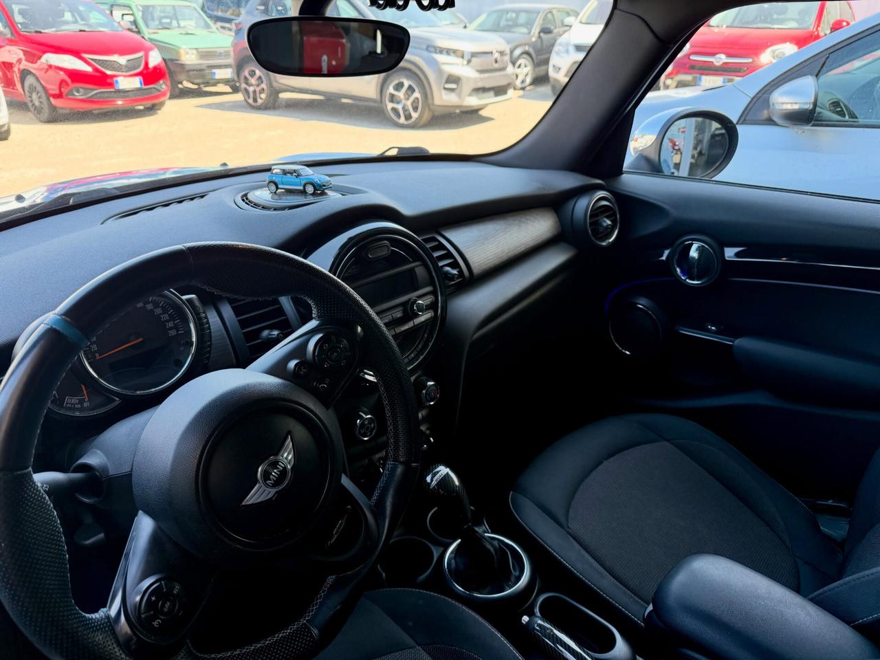 MINI 1.5 COOPER D