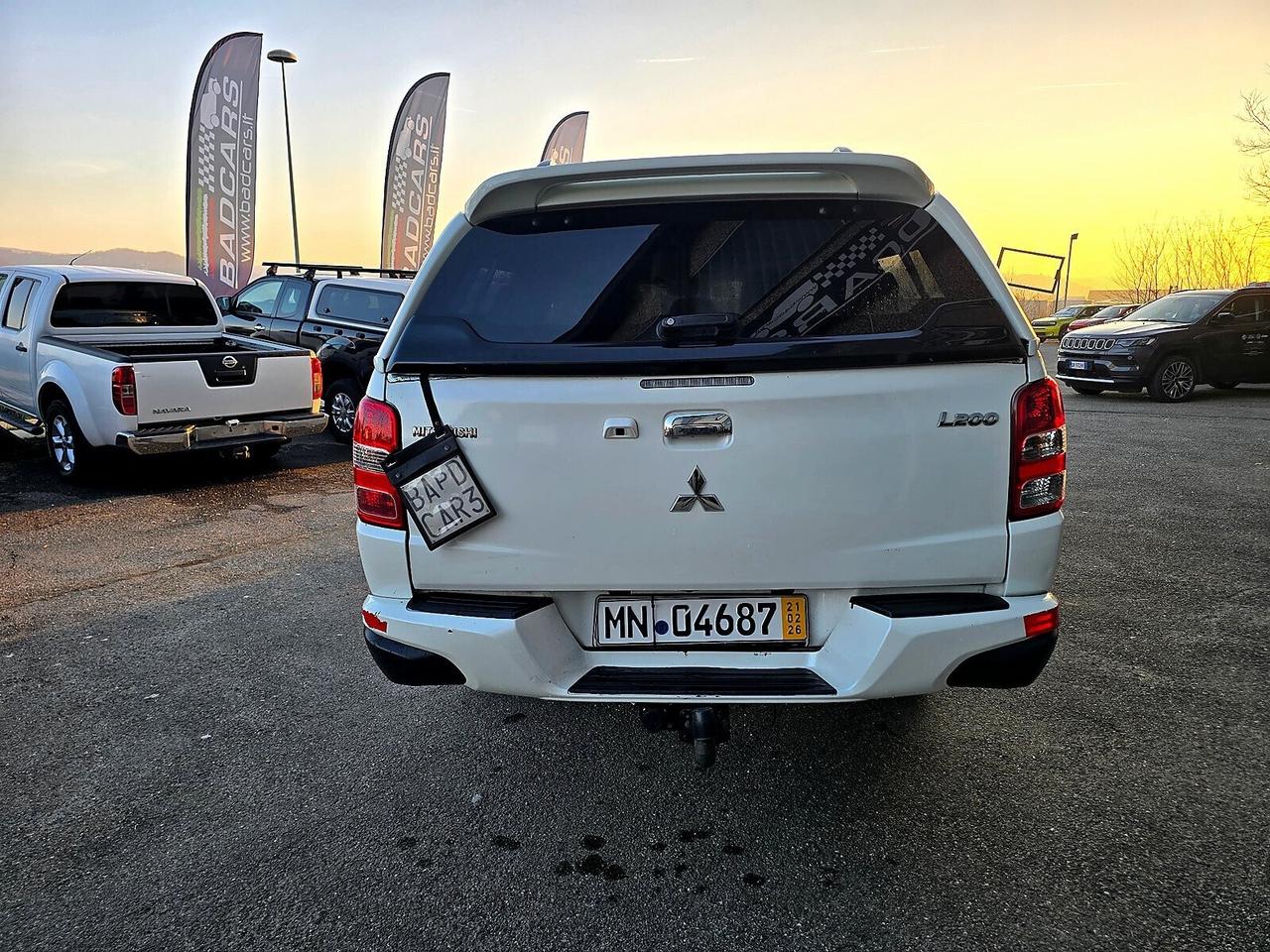 Mitsubishi L200 2.4 DI-D/181CV Intense