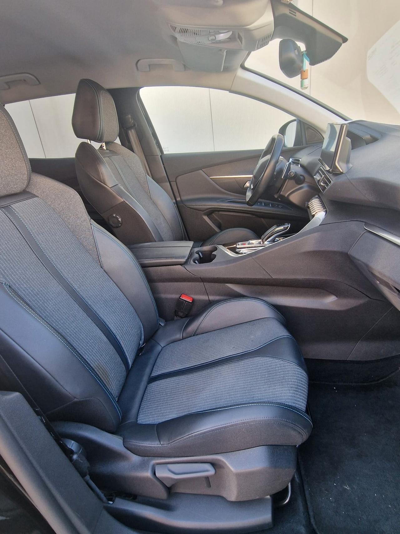 Peugeot 3008 II 2021 1.5 bluehdi