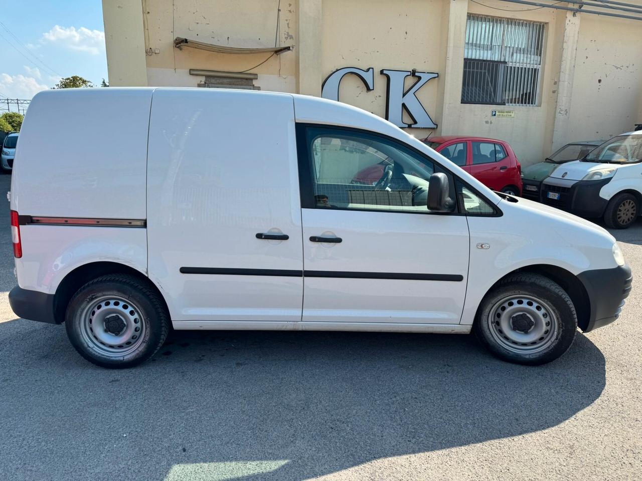 Volkswagen Caddy 2.0 Ecofuel 4p. Van