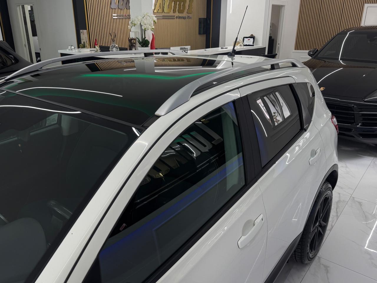 Nissan Qashqai 2.0 4WD Automatica Iper Full