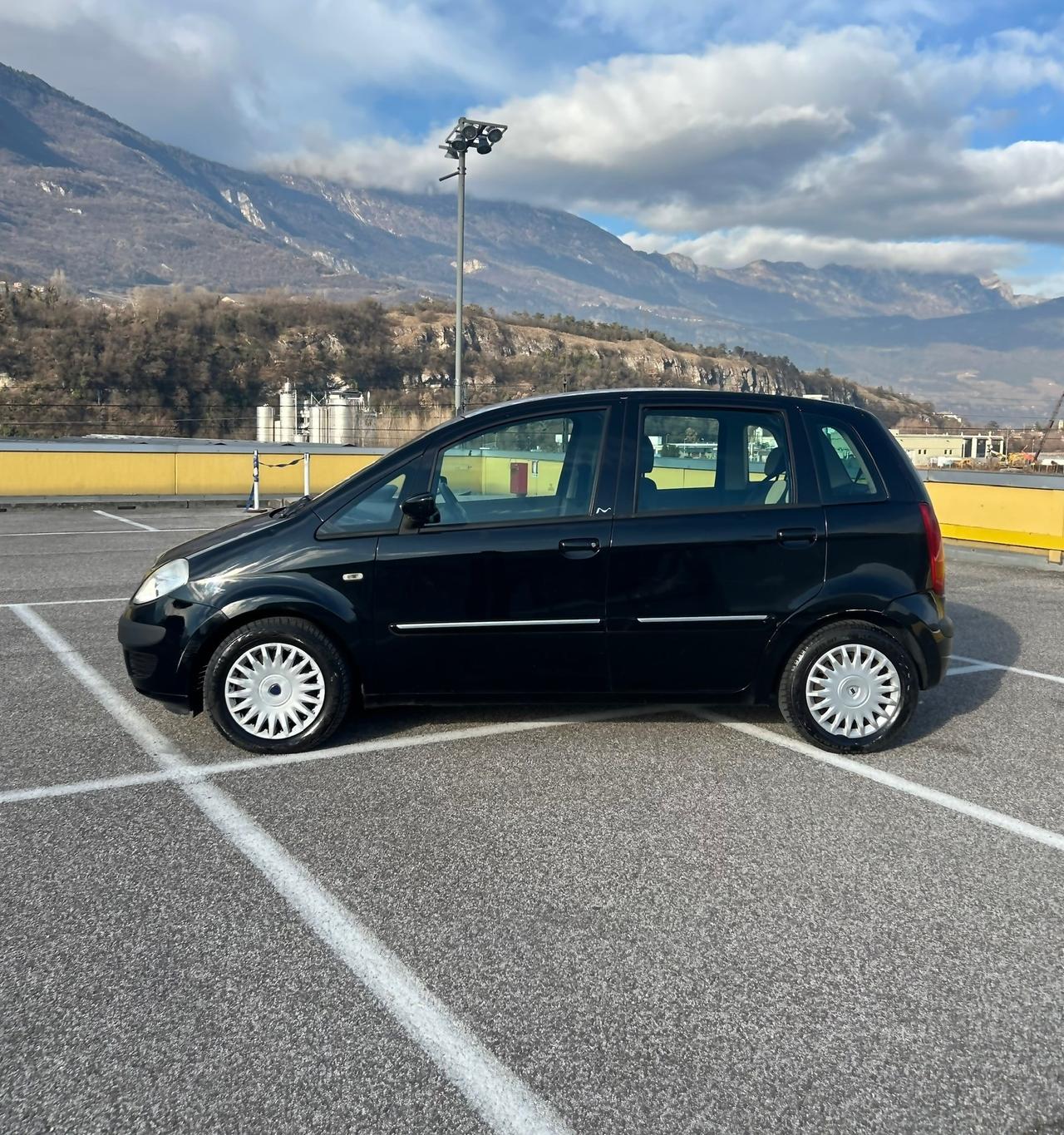 Lancia MUSA Platino Plus Neopatentati 102.000km