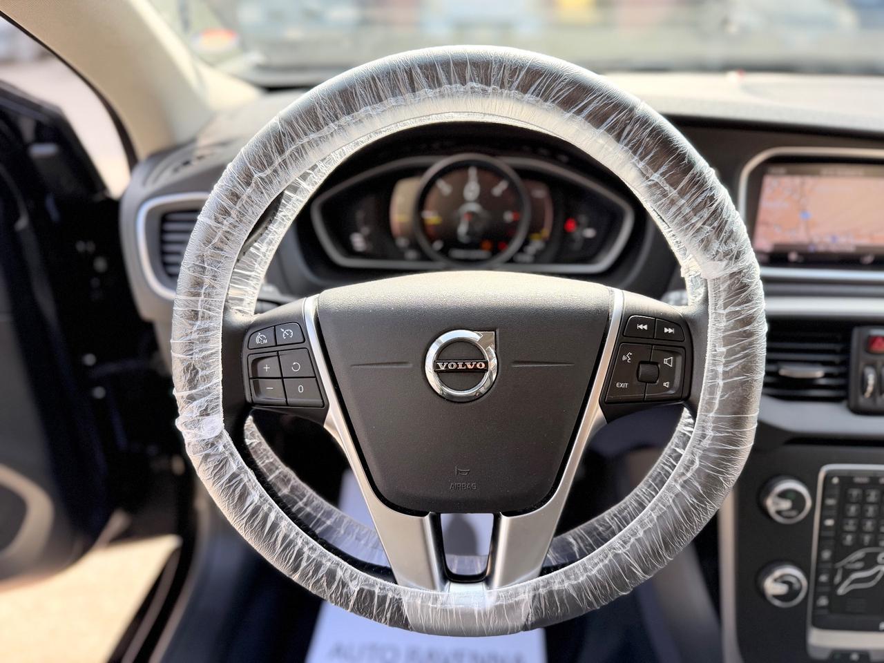 Volvo V40 D2 R-design euro6 2.0d 120cv