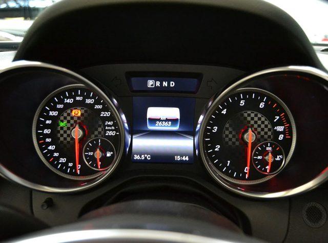 MERCEDES-BENZ SLC 200 Premium Amg RedArt Edition " Km 26.000 "