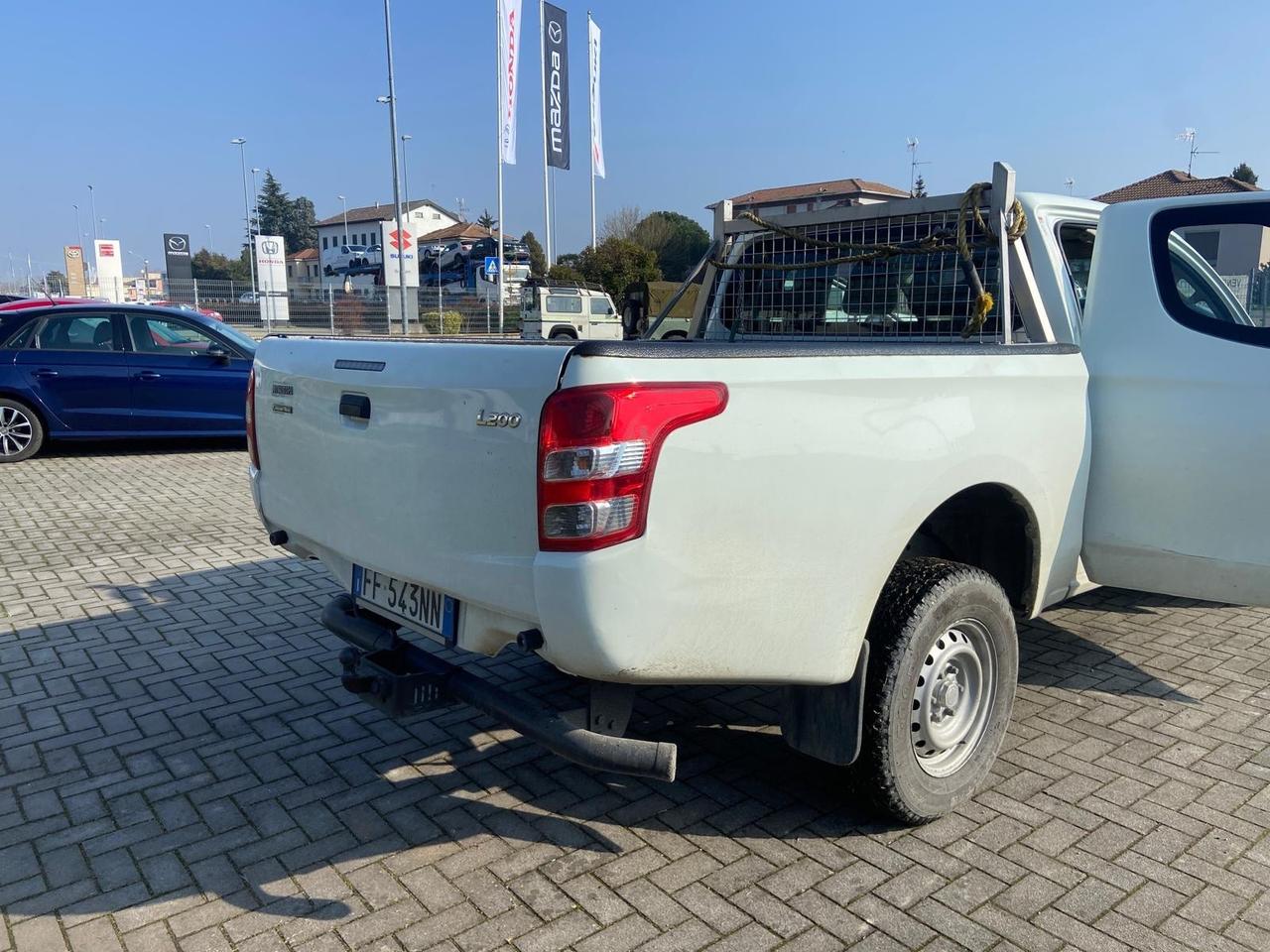 Mitsubishi L200 2.4 DI-D/154CV Club Cab Invite