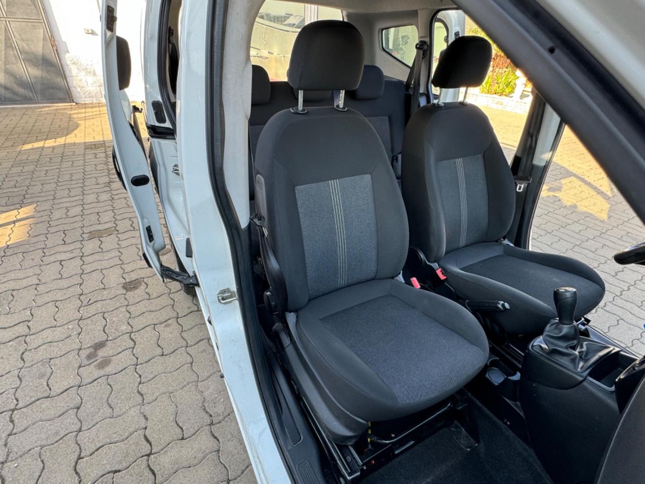 Fiat Qubo 1.3 MJT 95 CV ivato eu 6b Lounge