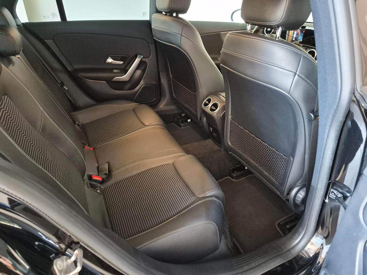 Mercedes-Benz CLA 200 D SHOOTING BRAKE SPORT AUTOMATICA AUTO 1 PROPRIETARIO