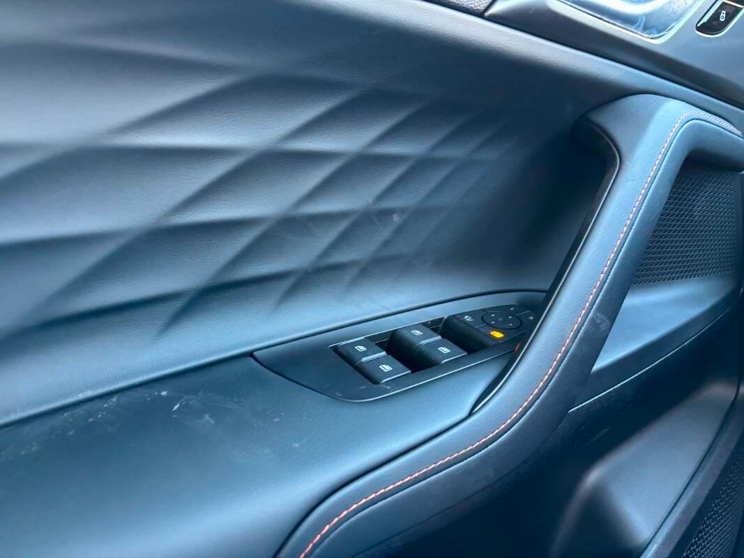 Mg HS 1.5 Hybrid+ Luxury 224CV