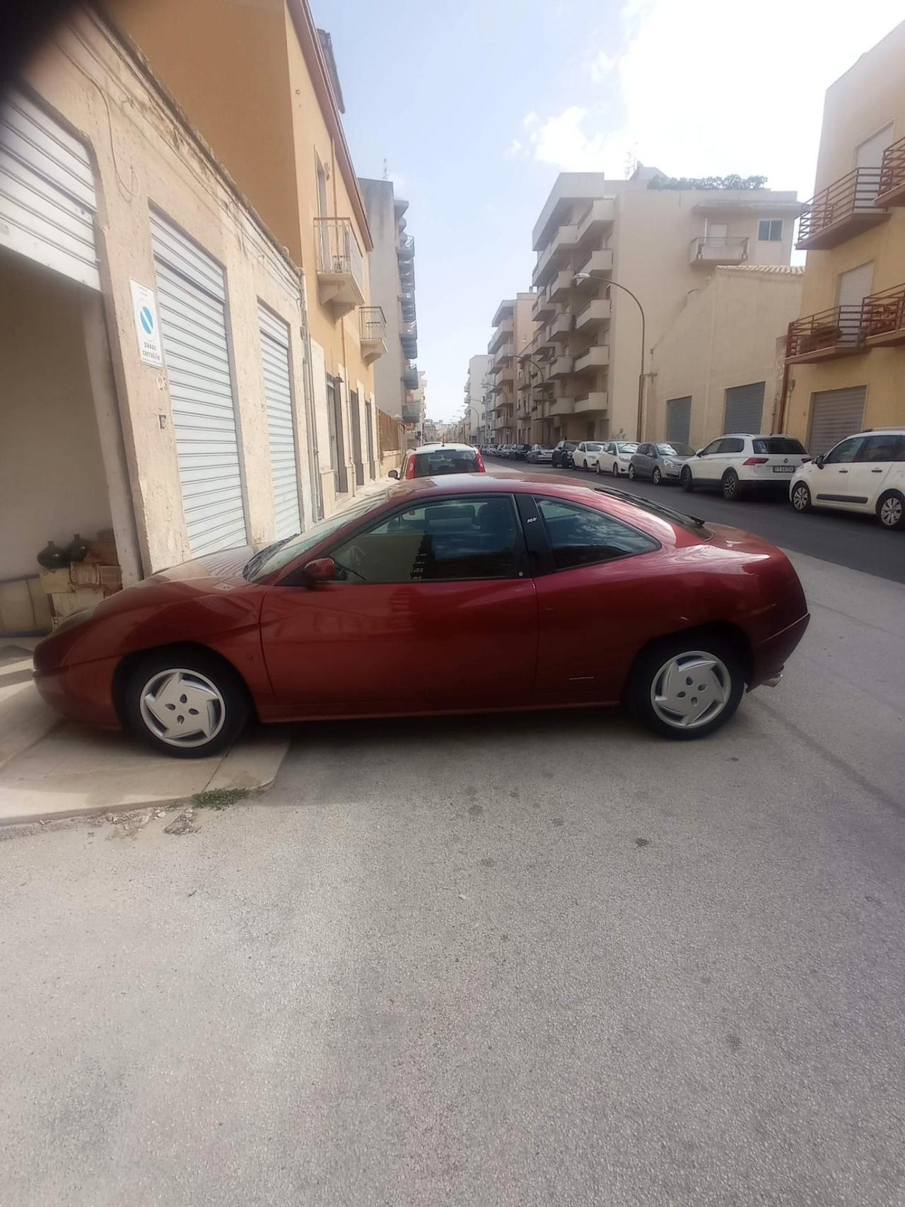 Fiat Coupe 2.0 i 16 valvole *** O F F E R T A D E L M E S E* ** UNICO PROPRIETARIO-PARI AL NUOVO