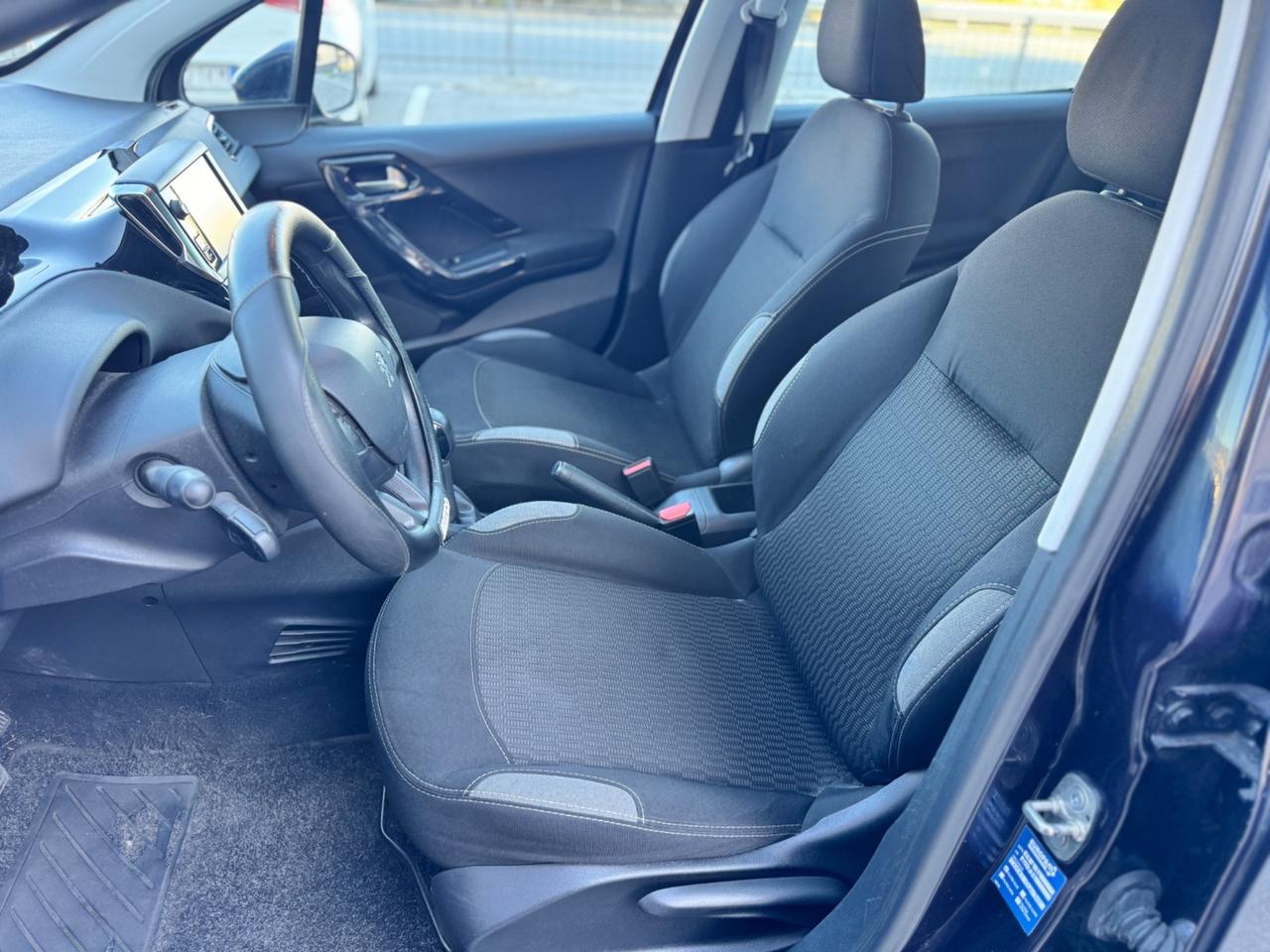 Peugeot 208 BlueHDi 75 5 porte Allure 2016