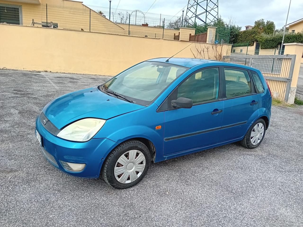 Ford Fiesta 1.2 16V 5p. Ghia