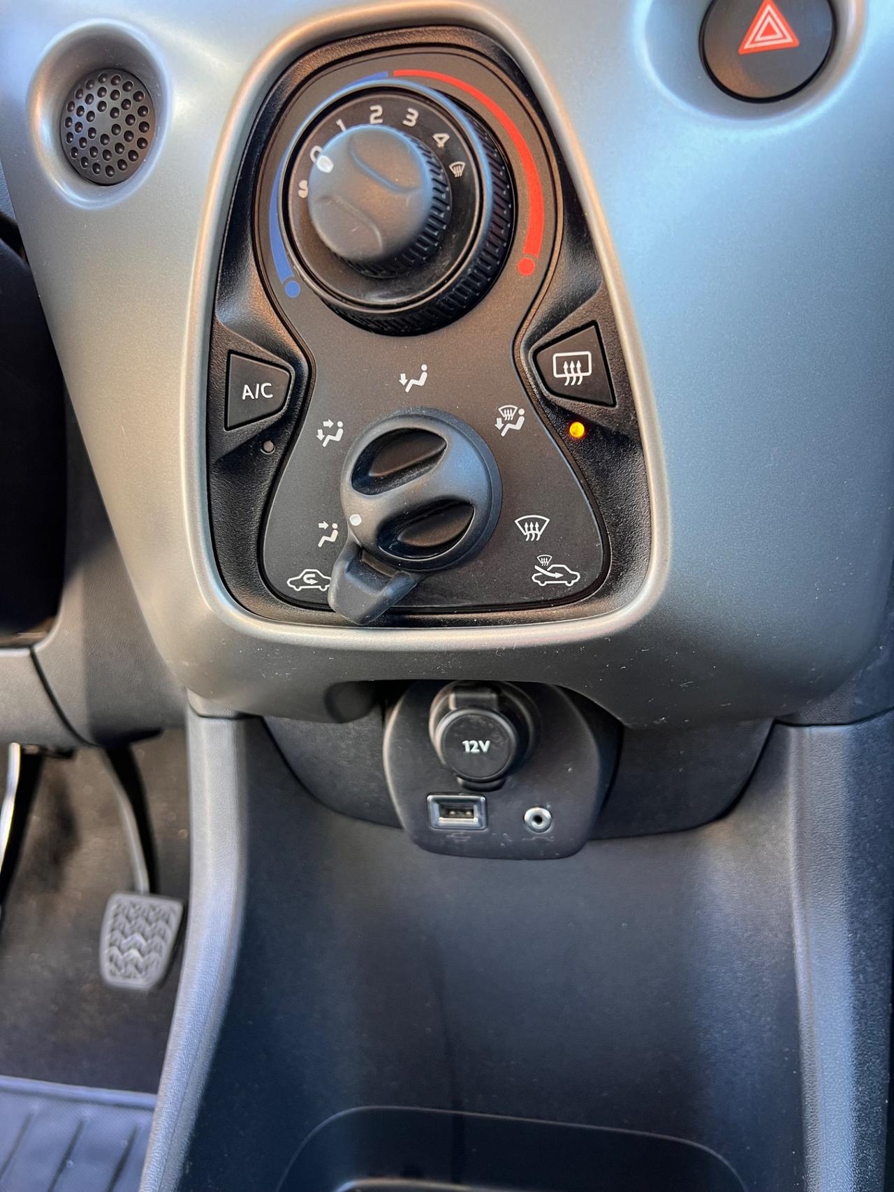Citroen C1 VTi 68 5 porte Feel