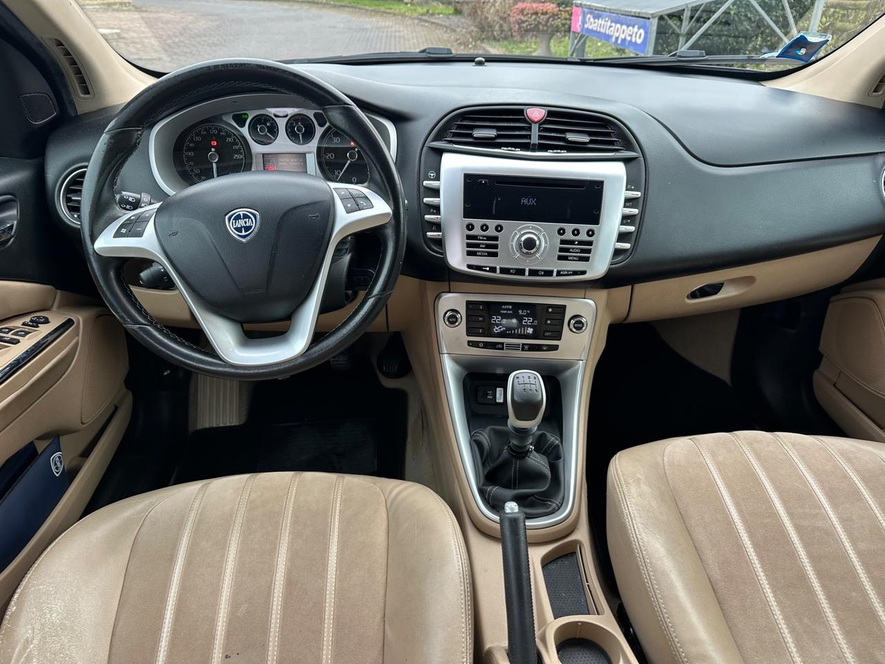 Lancia Delta 1.6 MJT DIESEL 2010