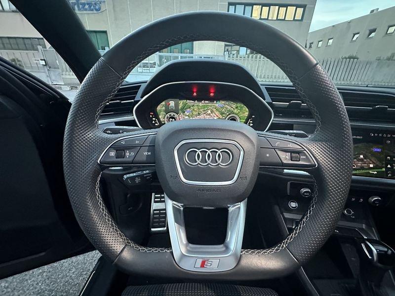 Audi Q3 Sportback Sportback 35 TDI S-tronic Identity Black S-line 150cv