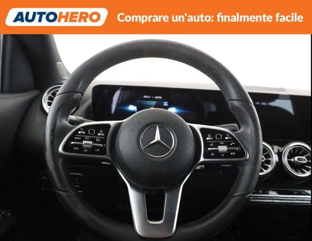 MERCEDES-BENZ GLA 200 d Automatic Premium