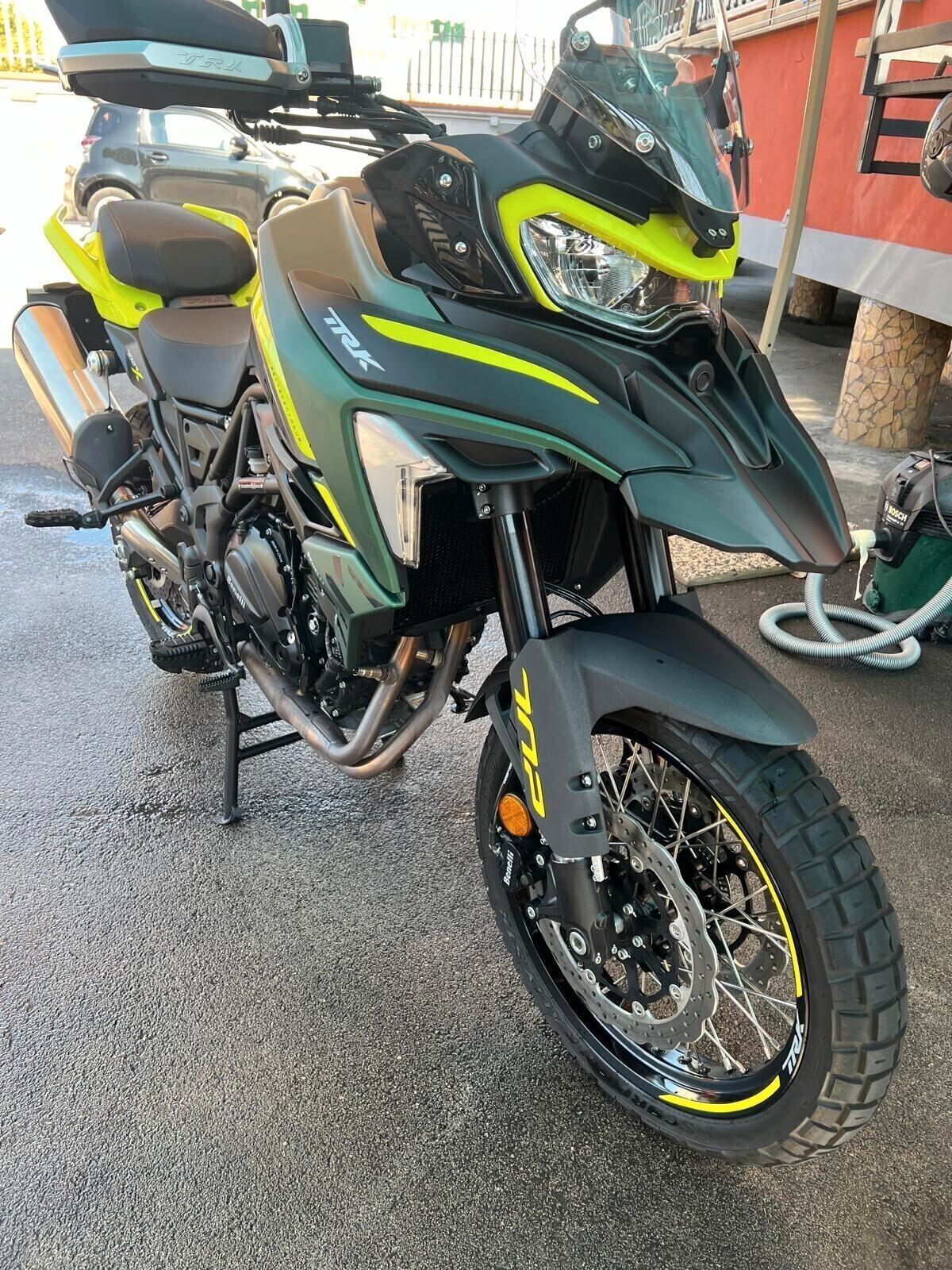 Benelli TRK 702 X TOURING