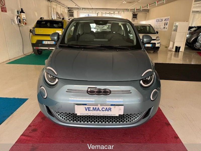 FIAT 500 500e 42 kWh Icon-FULL LED-NAVI- SENSORI PARK -KM 40300!