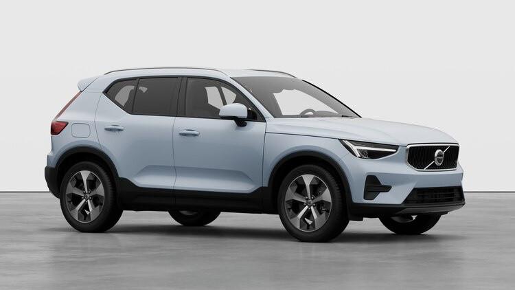 VOLVO XC40 CORE B3 AUTO PREZZO PROMO FINO AL 31/12/2025