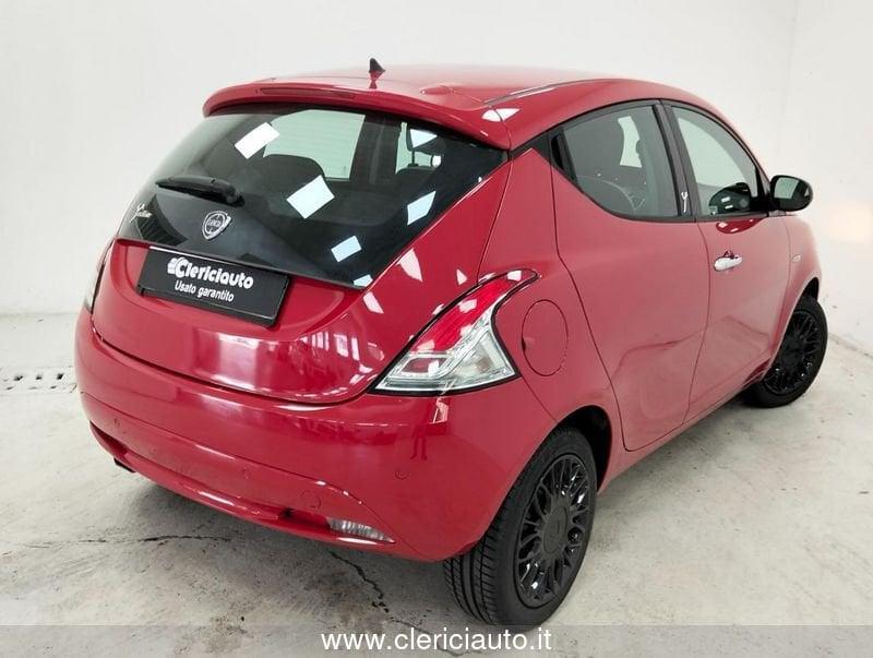 Lancia Ypsilon 1.2 69 CV 5 porte Gold