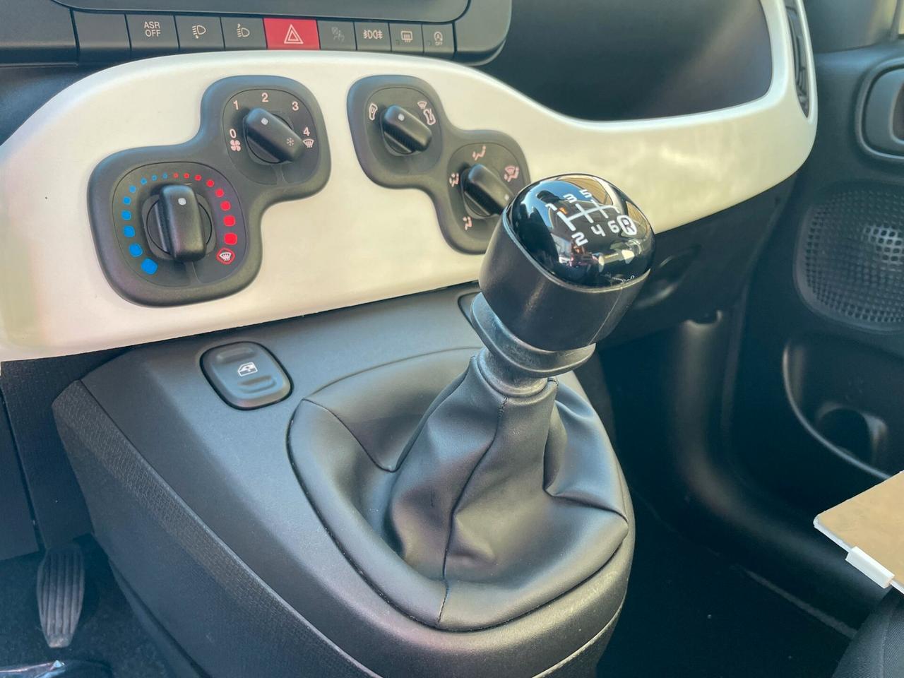 Fiat Panda Pandina CROSS 1.0 FireFly S&S Hybrid 70CV