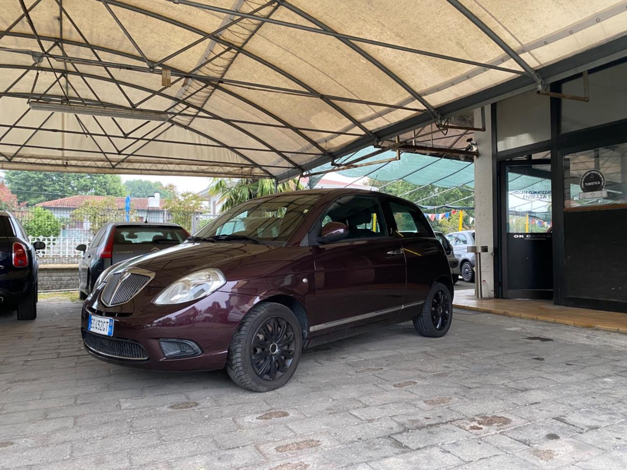 Lancia Ypsilon 1.2 Versus