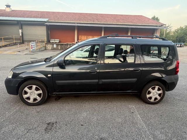 DACIA Logan MCV 1.6 16V 5p Lauréate senza lavoro da fare