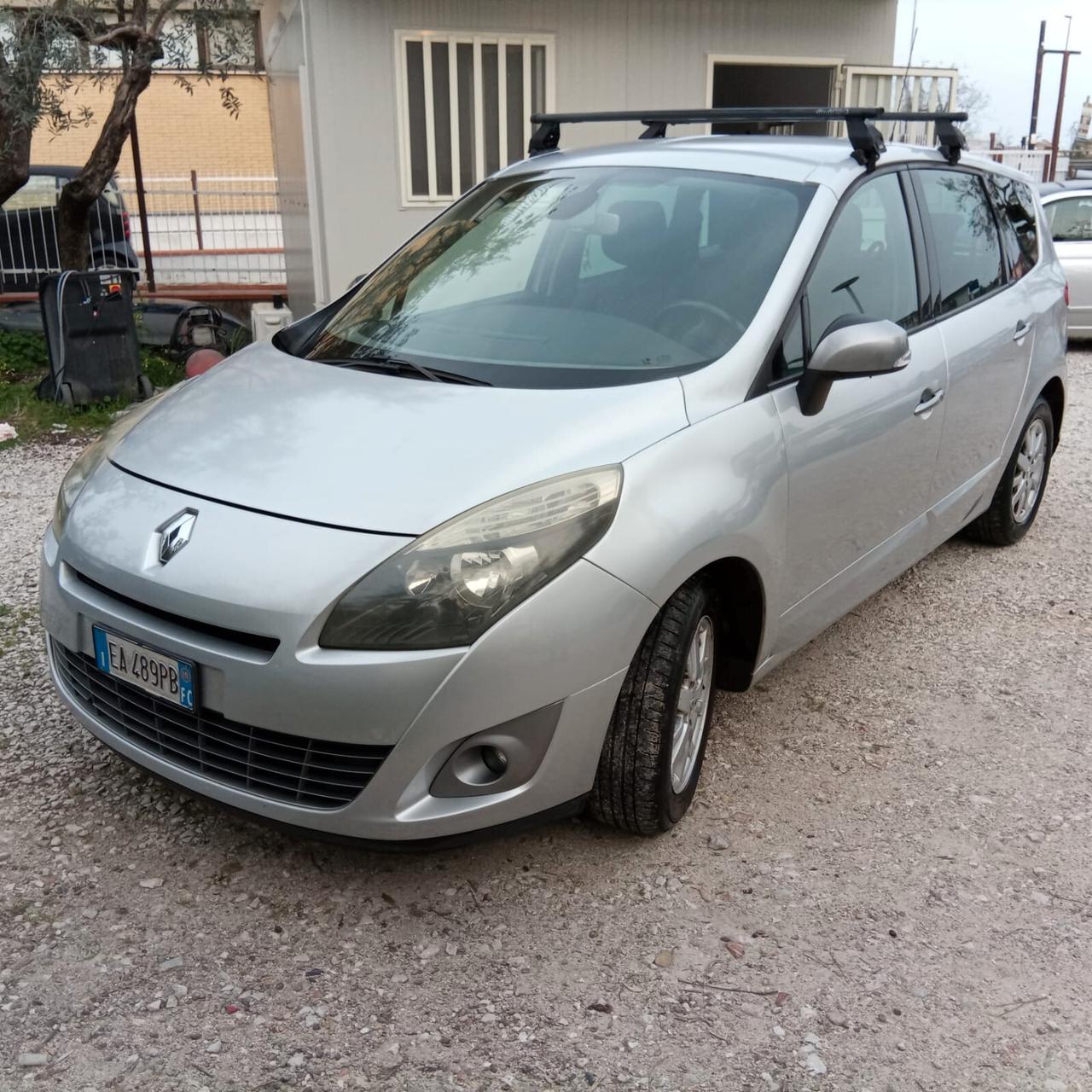 Renault Scenic Scénic 1.9 dCi 130CV EleGO