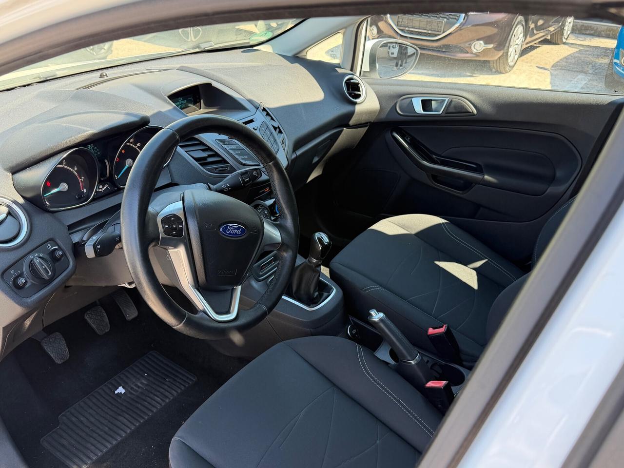 Ford Fiesta 1.0 80CV 5 porte Titanium Neopatentati