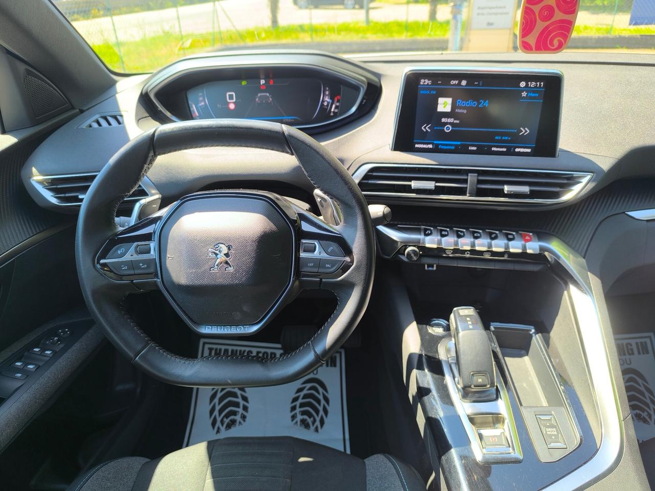 Peugeot 5008 BlueHDi 130 S&S EAT8 Active Pack