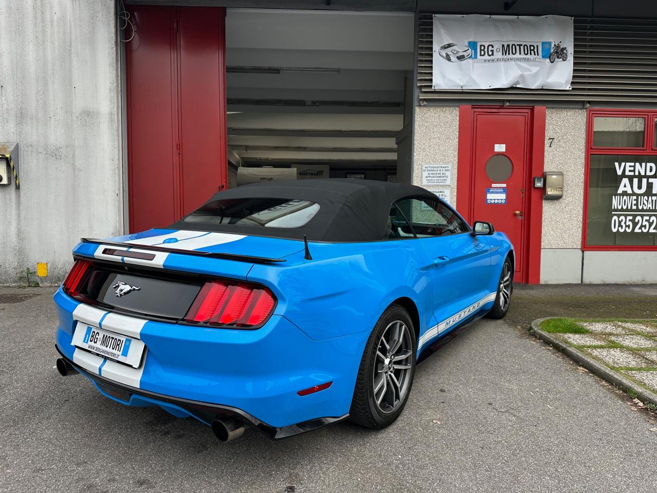 Ford Mustang Convertible 2.3 ecoboost auto KIT SHELBY