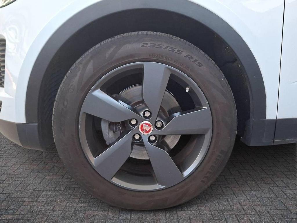 Jaguar E-Pace 2.0 D I4 S AWD Auto