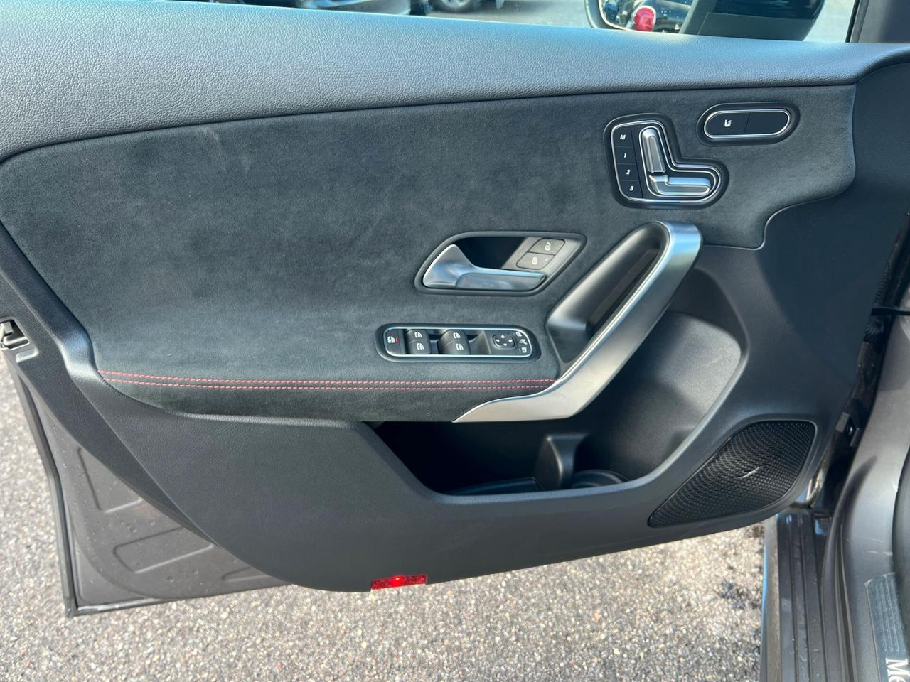 Mercedes-benz A 180 d Automatic AMG Line Premium Plus