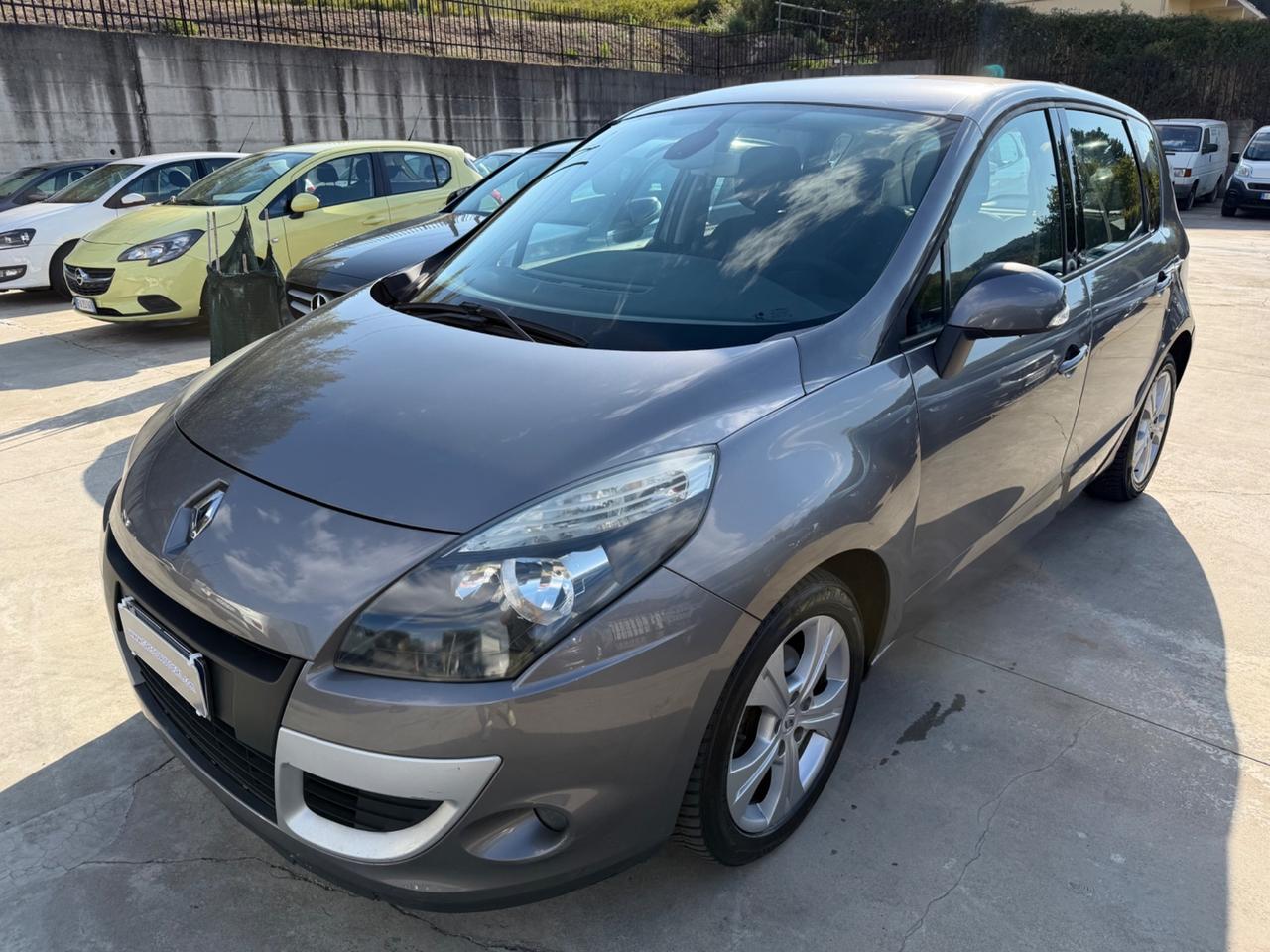 Renault SCENIC XMOD 1.5dCi 110CV