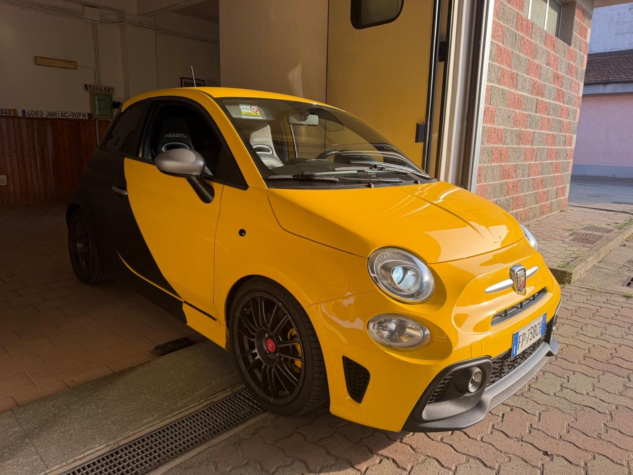 Abarth 595 1.4 Turbo T-Jet 145 CV