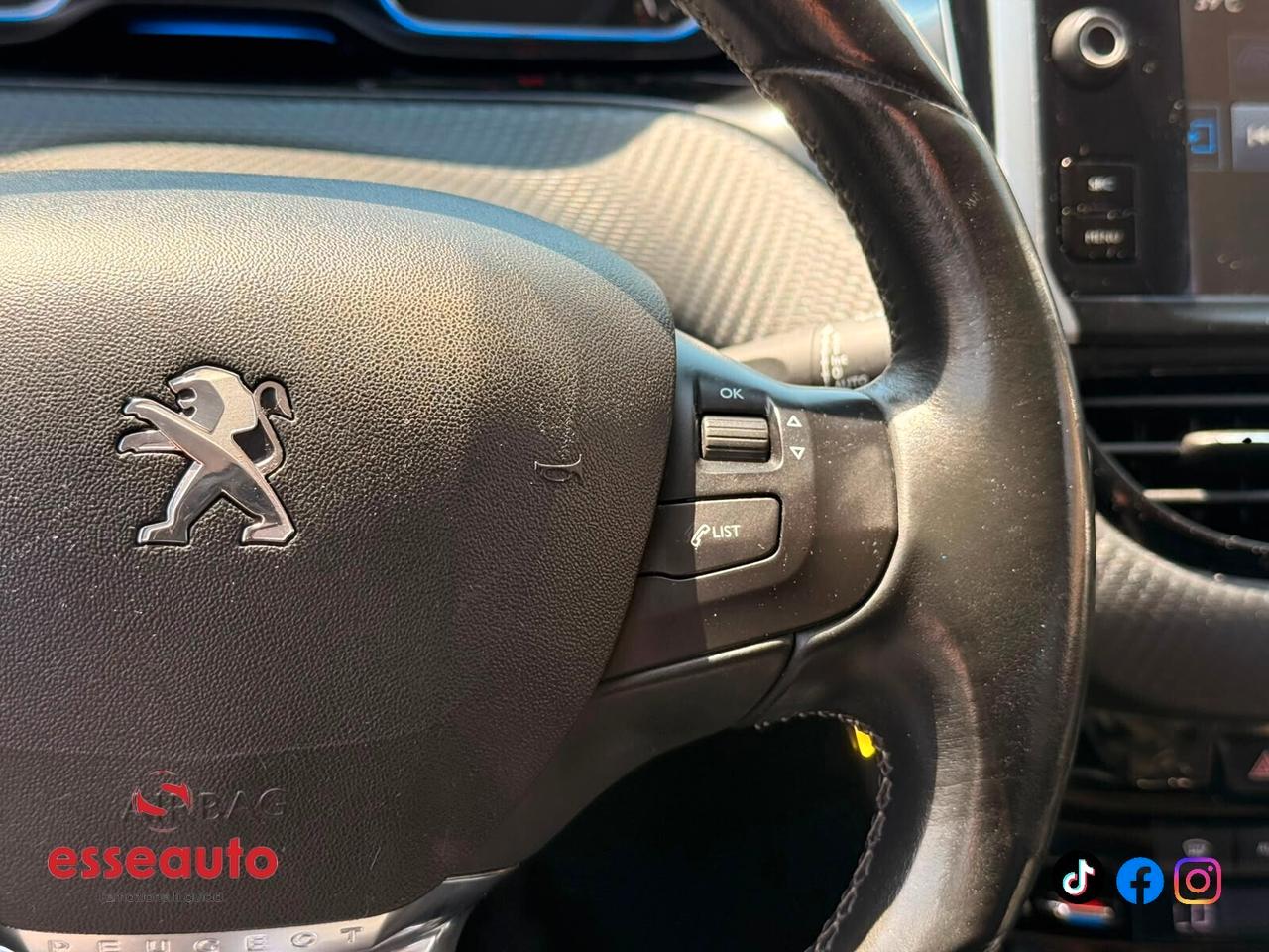 Peugeot 2008 PureTech 82 Allure