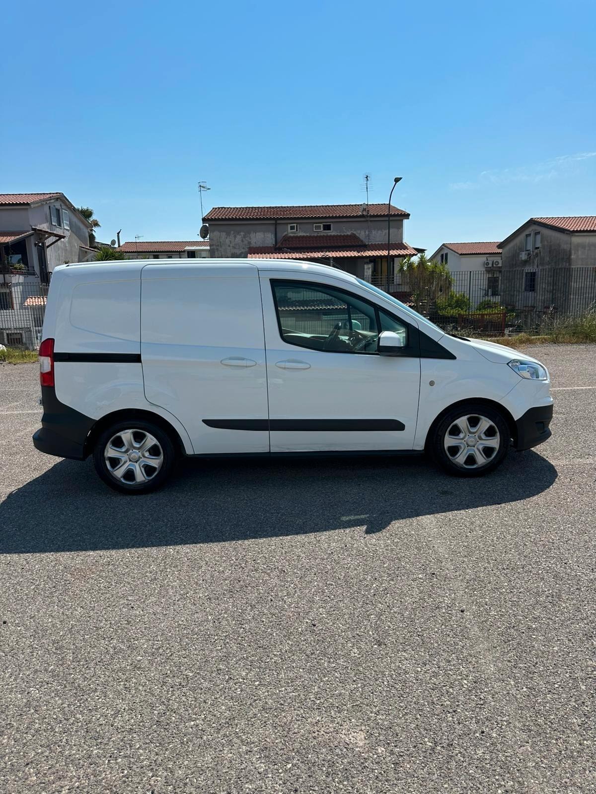 Ford Transit Courier Transit Courier 1.5 TDCi 95CV Van Trend