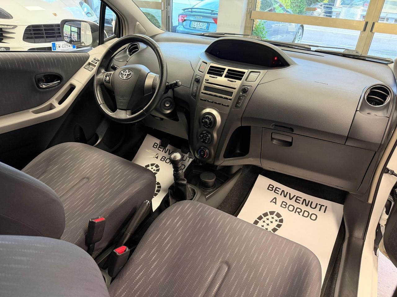 Toyota Yaris 1.3 5 porte Sol