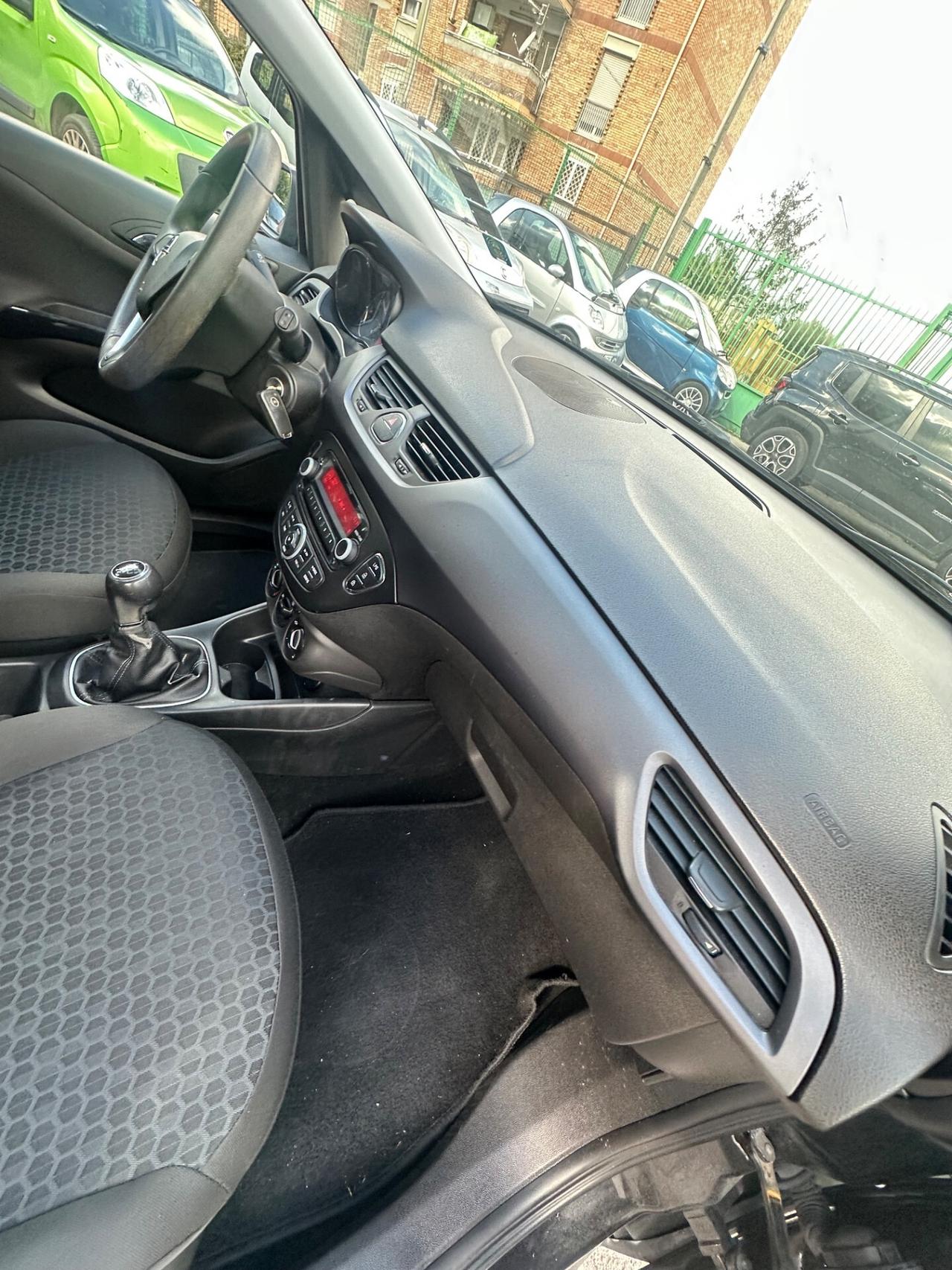 Opel Corsa 1.4 90CV GPL Tech 5 porte b-Color