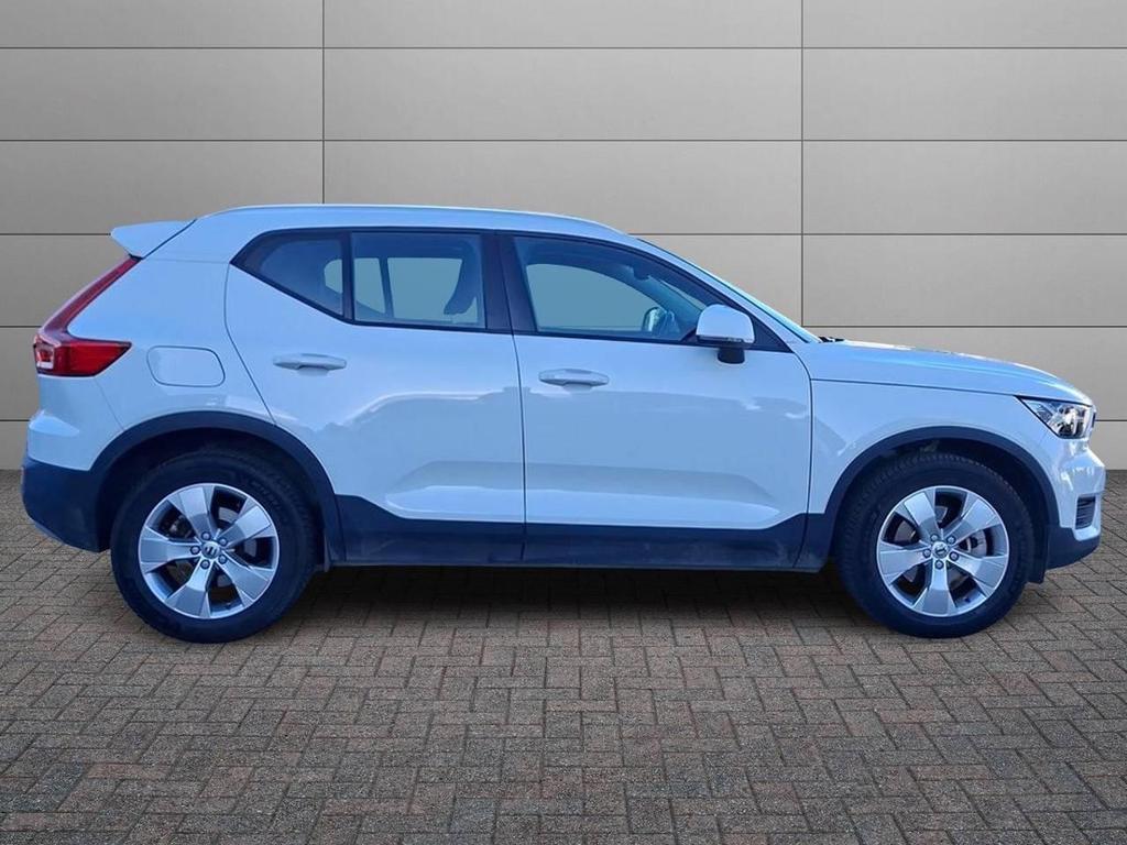 Volvo XC40 2.0 D3 Momentum AWD Geartronic