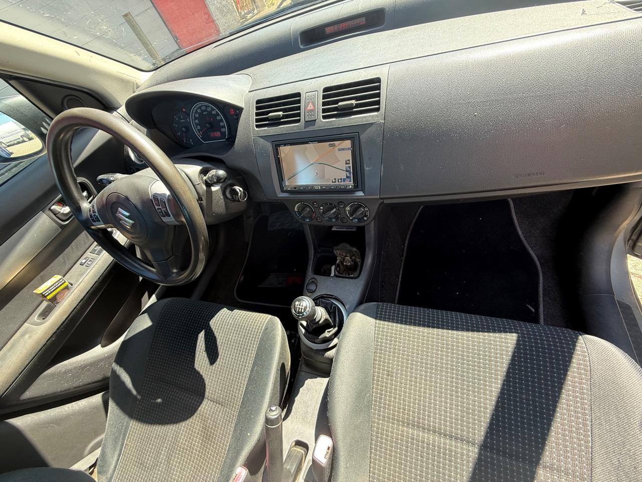 Suzuki Swift 1.3 DDiS 5p. GLX