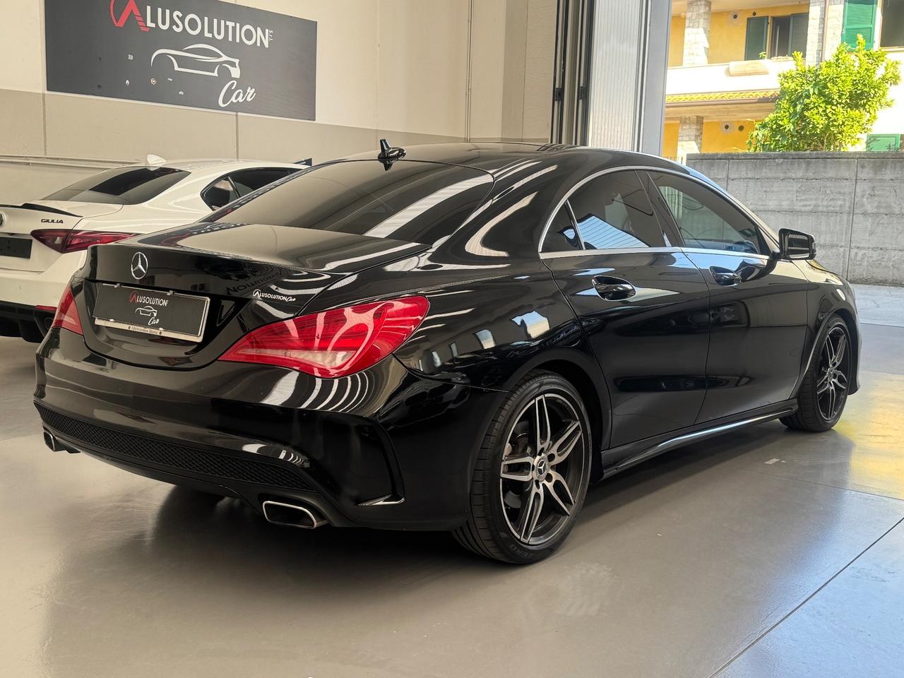 Mercedes-benz CLA 220 d Automatic Premium Dark Night