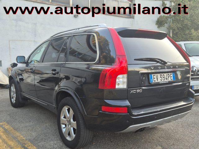 VOLVO XC90 D5 AWD Geartronic Momentum