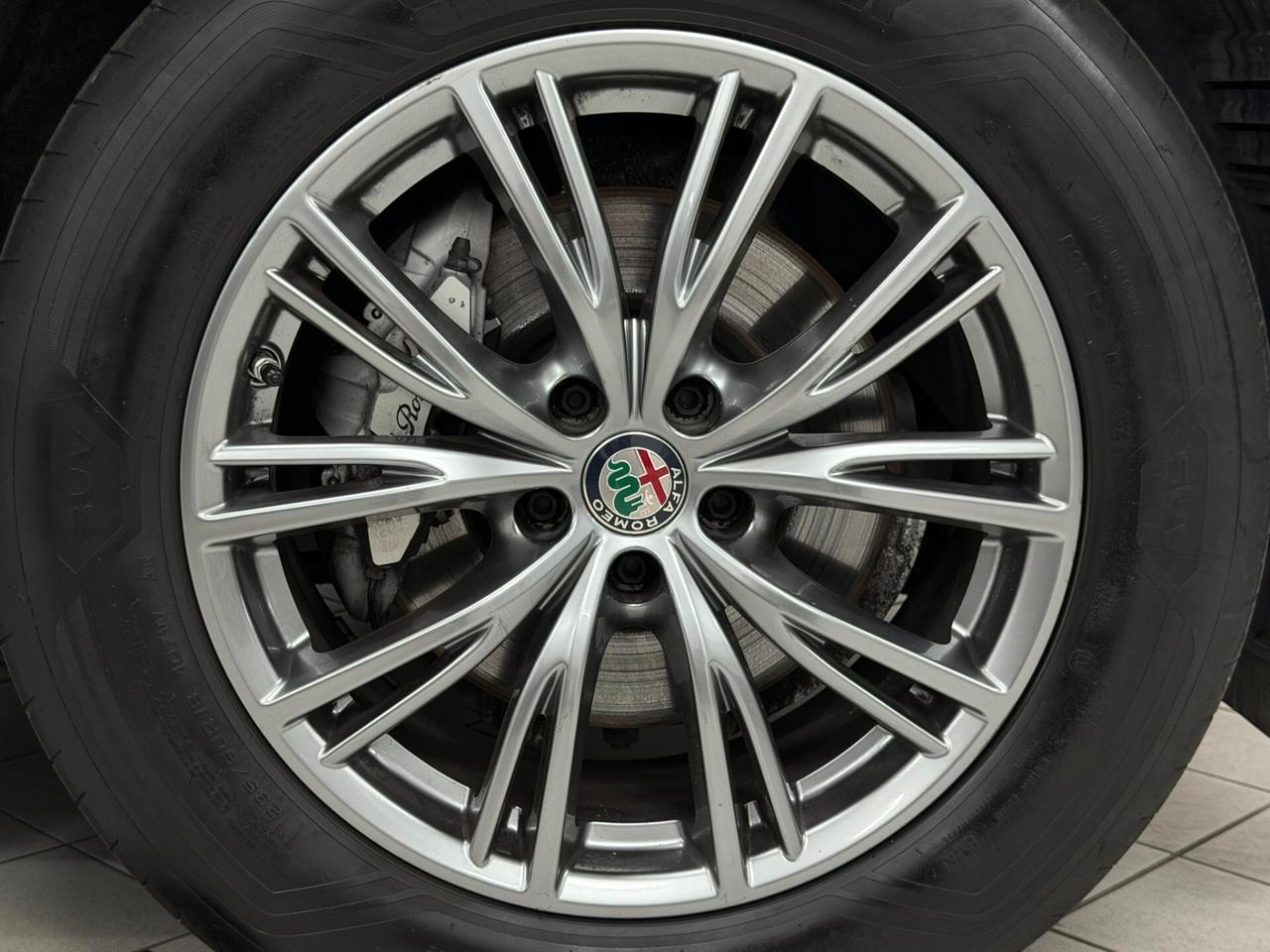 Alfa Romeo Stelvio 2.2 TD 190 CV BUSINESS Q4 PADDLE RETROCAMERA