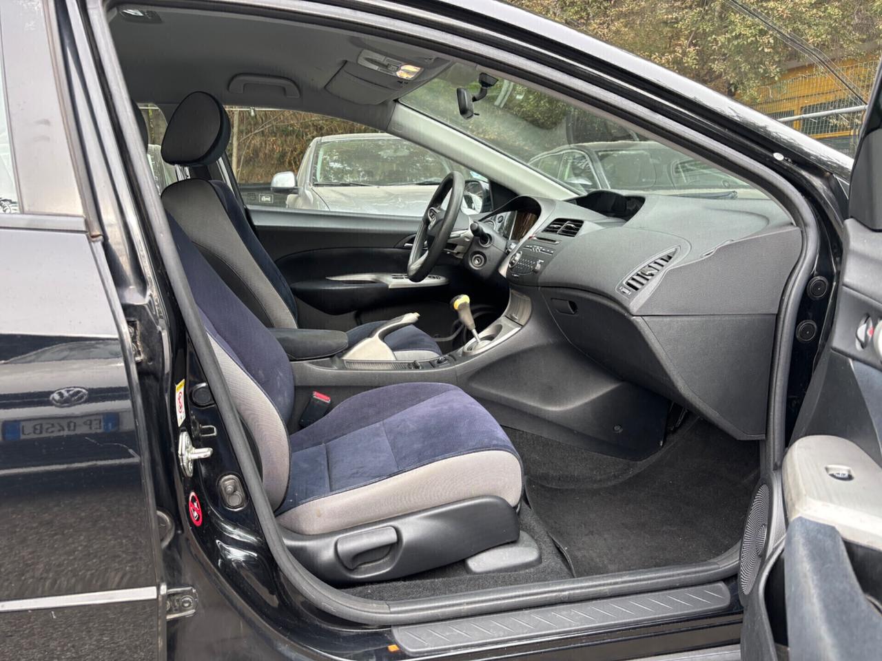 Honda Civic 1.4 i-DSi 5p. Elegance LE OK Neopatentati