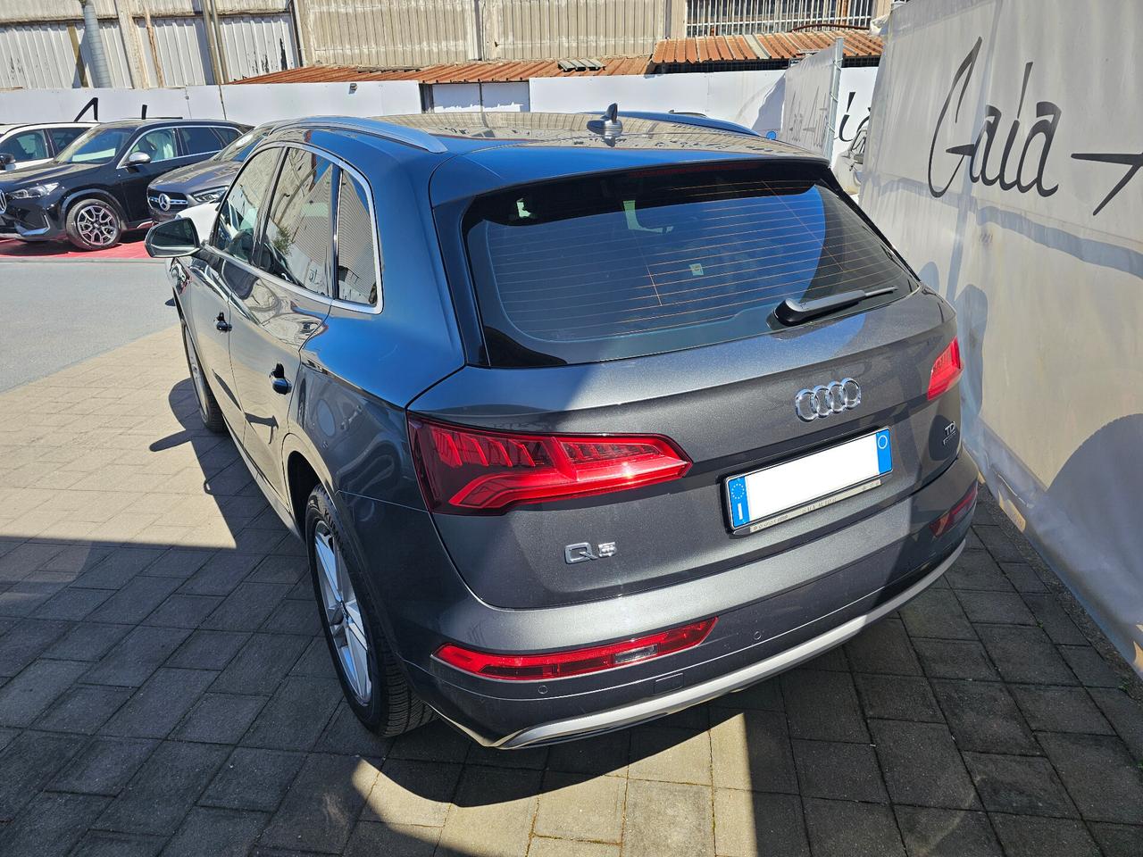 Audi Q5 2.0 TDI quattro S tronic Business S-line